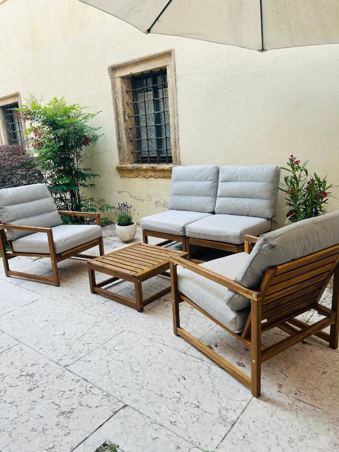 Vittoria Verona — Photos 1